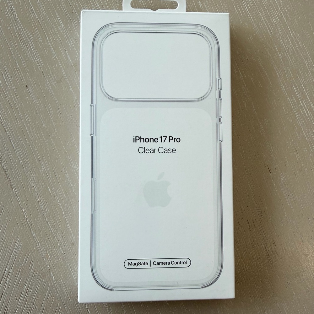 Apple iPhone 17 Pro Transparent Case